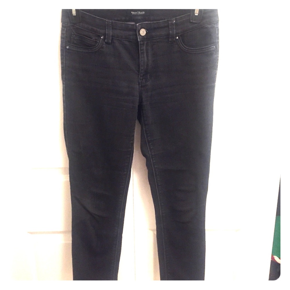 White House Black Market Skinny Crop Jeans